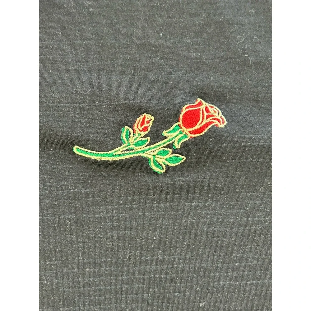 Travis Mathew Golf Polo Shirt Size XL Black Embroidered Rose‎